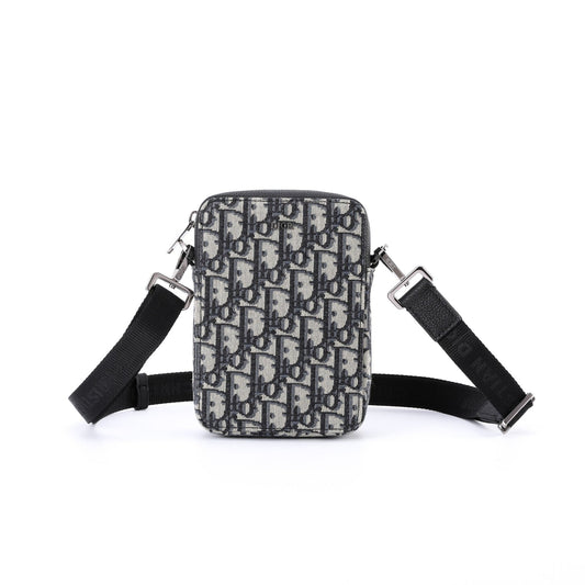 DIO Oblique Bags