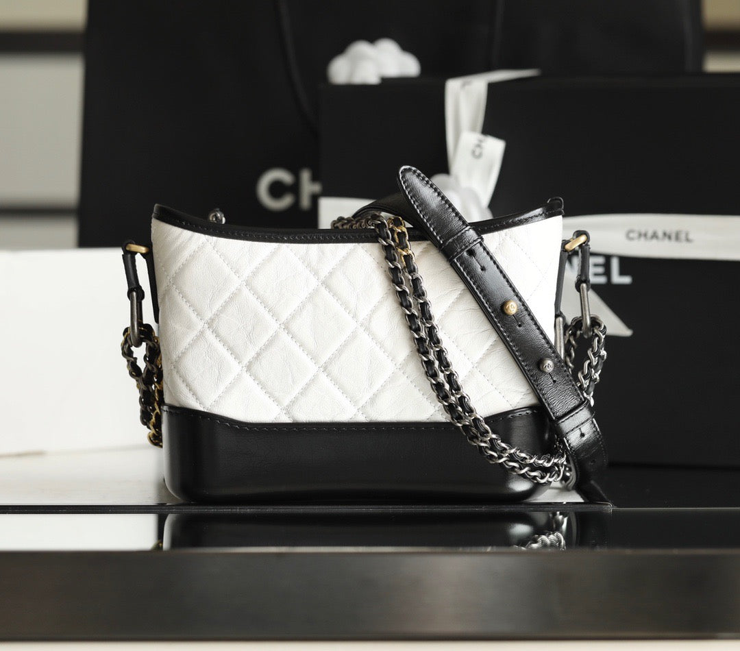 CHA Gabrielle Hobo (20cm)