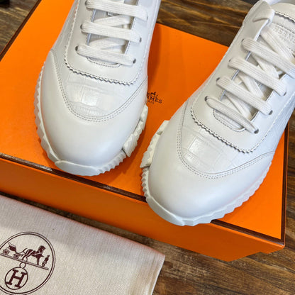 HERM Sneakers