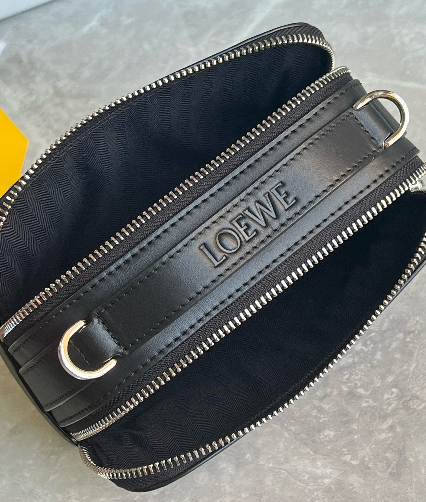 LO Messenger Bag