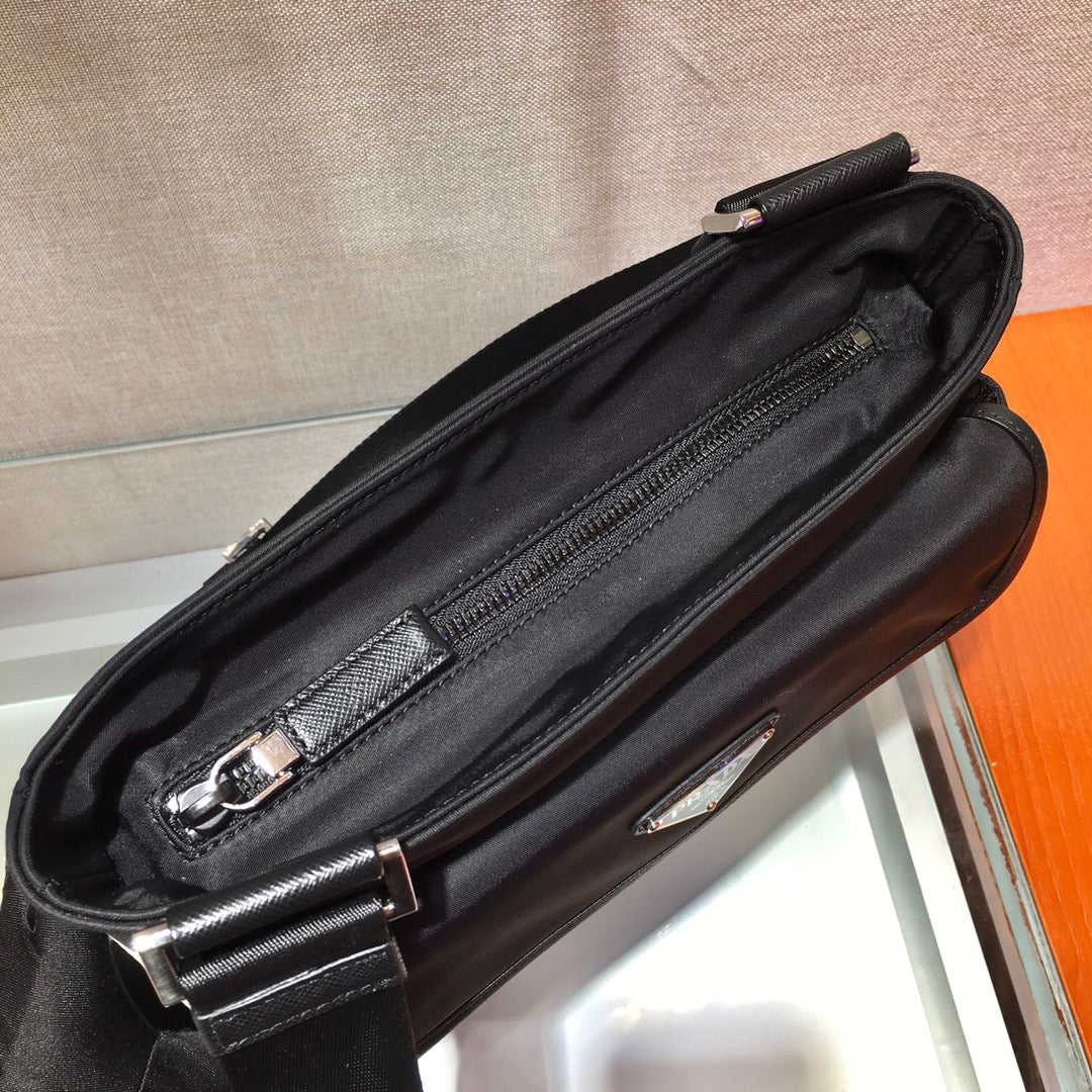 PRA Messenger Bag