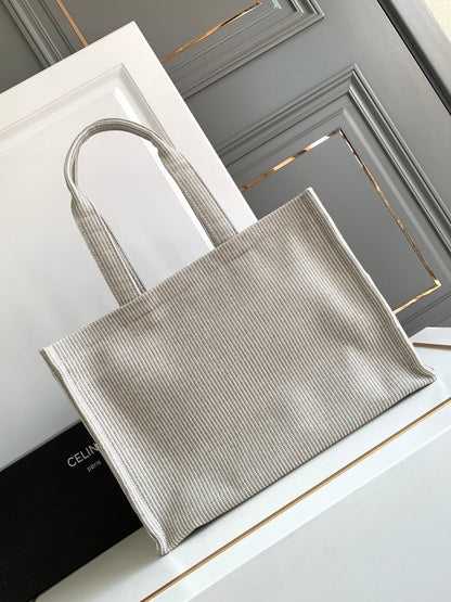 CEL Triomphe Tote