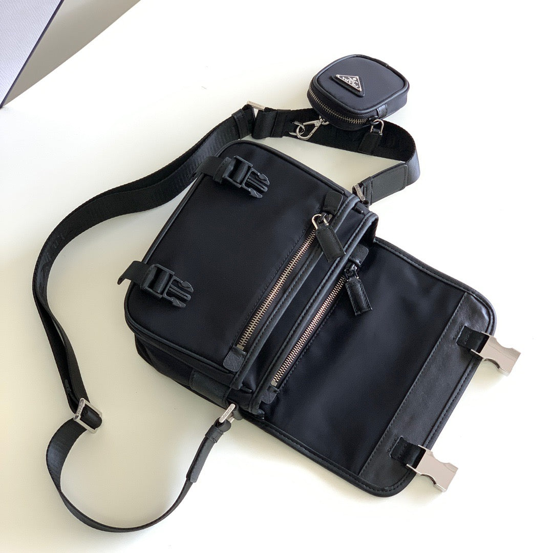 PRA Messenger Bag