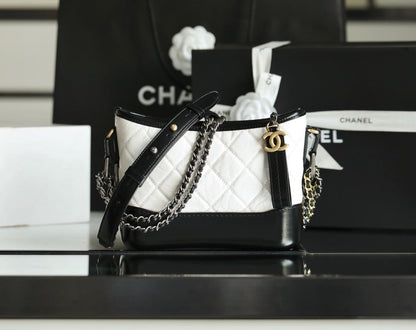 CHA Gabrielle Hobo (20cm)