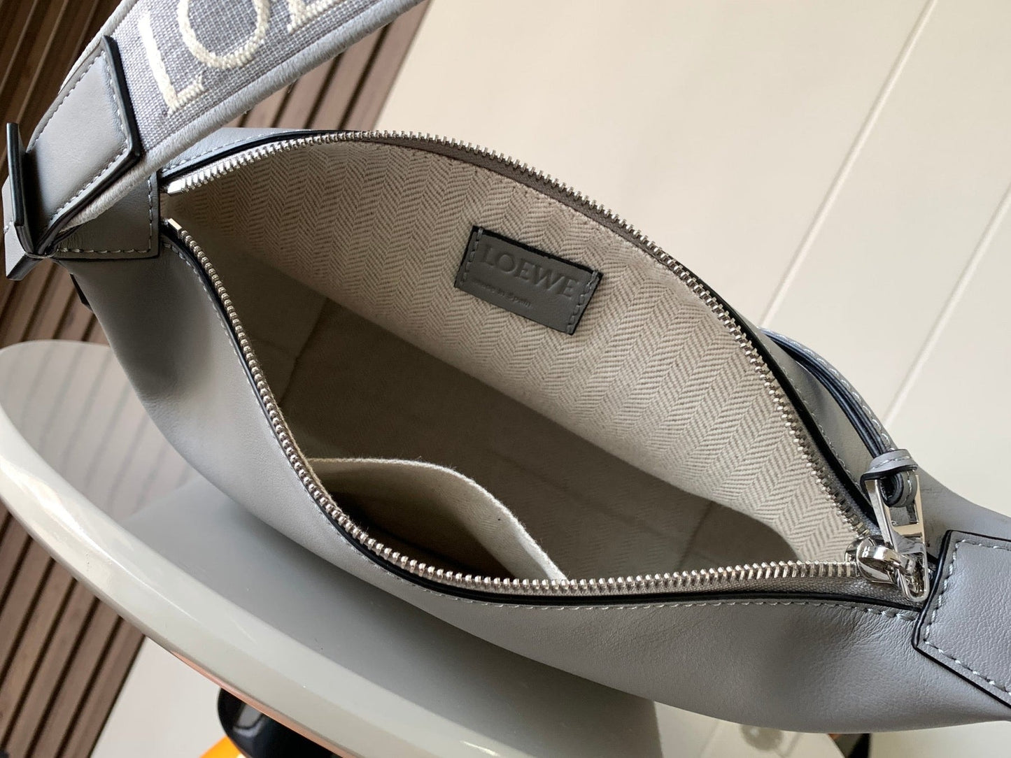 LO Messenger Bag