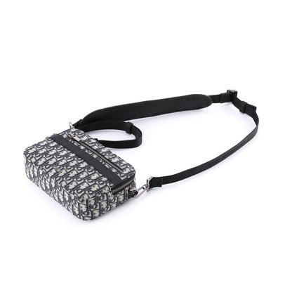 DIO Safari Oblique bags