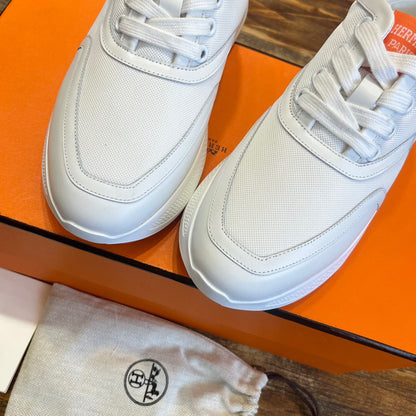 HERM Sneakers
