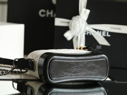 CHA Gabrielle Hobo (20cm)