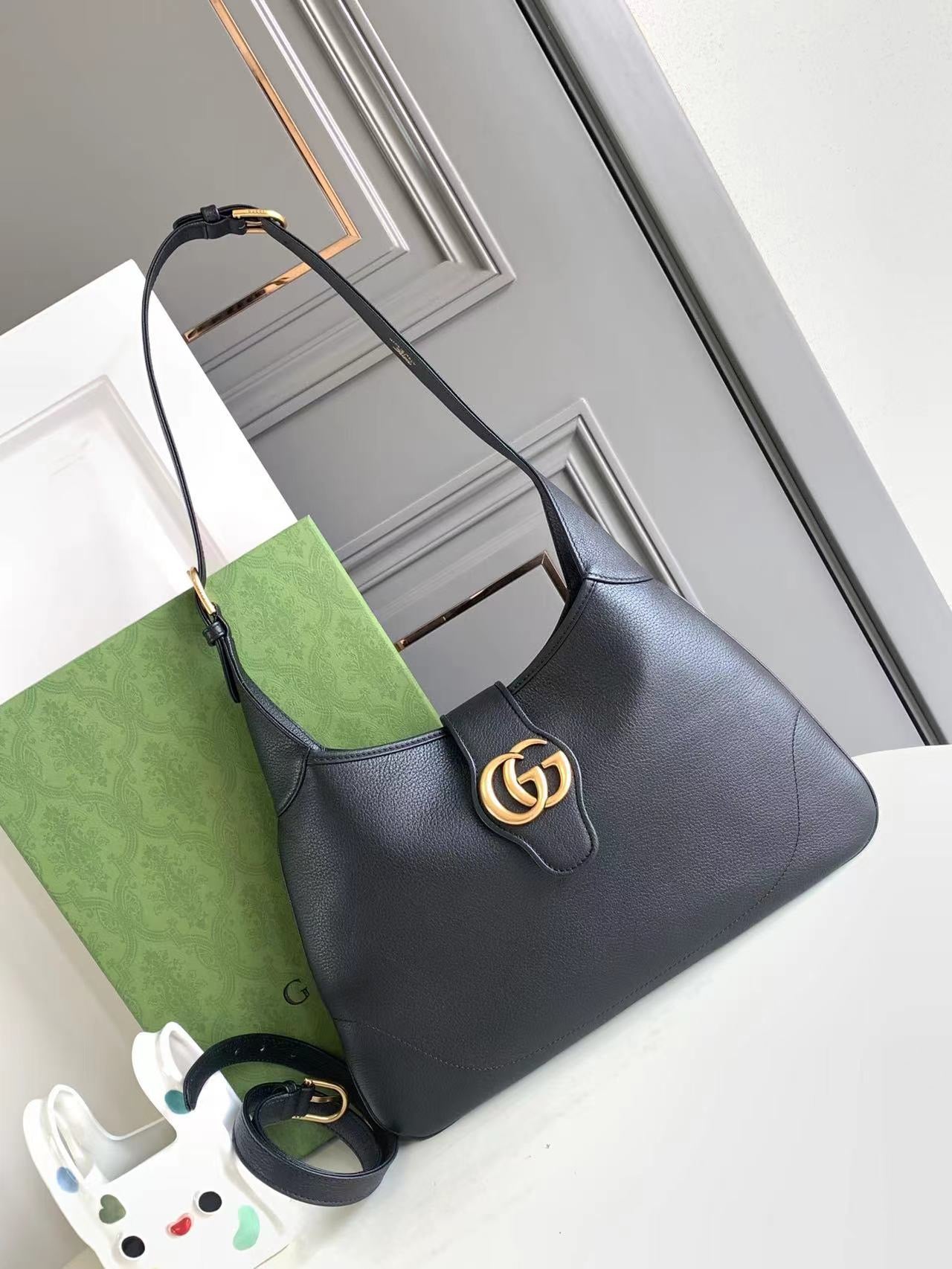 GUC Handbag