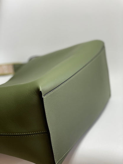 LO Messenger Bag