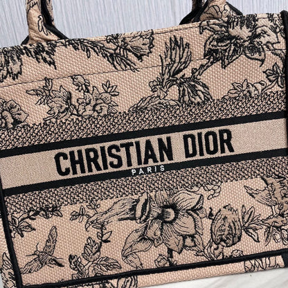 DIO BookTote