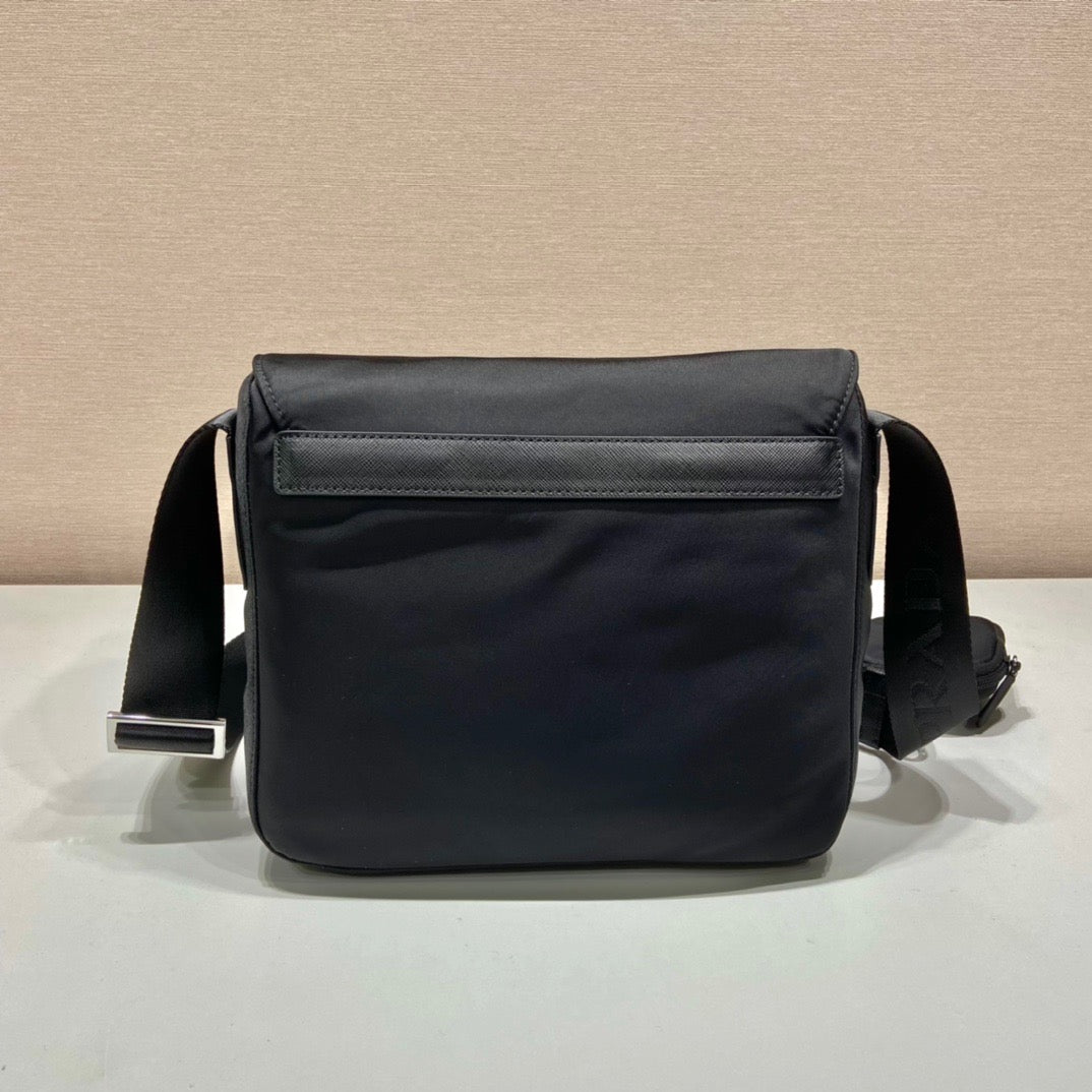 PRA Messenger Bag