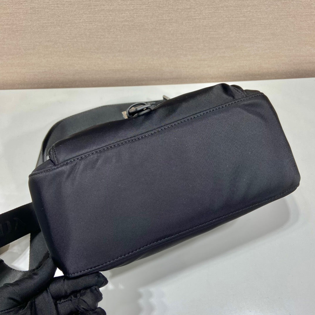 PRA Messenger Bag