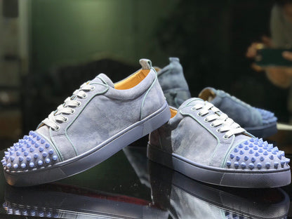 Sneakers & Shoes