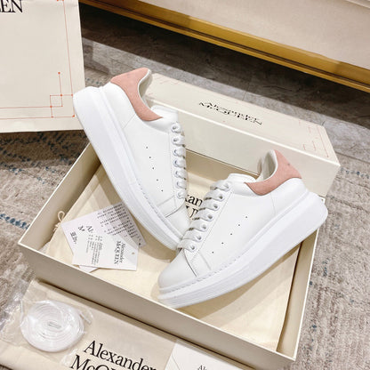 Sneakers & Shoes