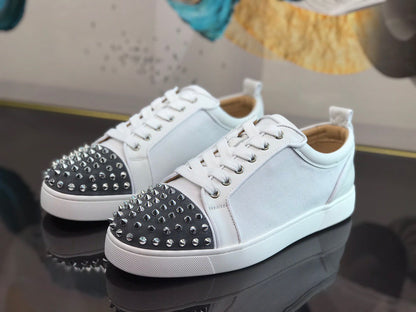 Sneakers & Shoes