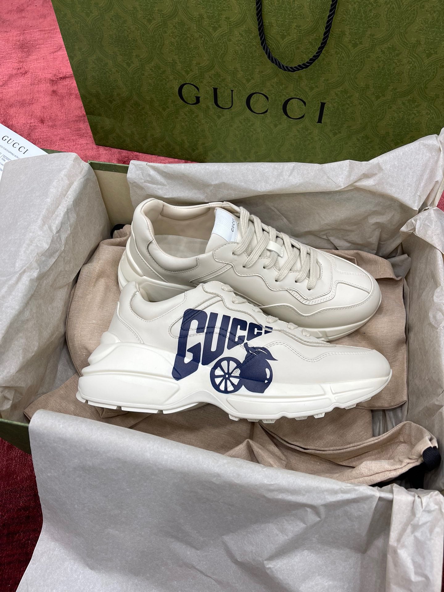 Sneakers & Shoes