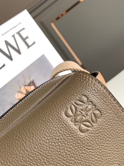 LO Messenger Bag