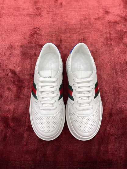 Sneakers & Shoes