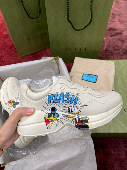 Sneakers & Shoes