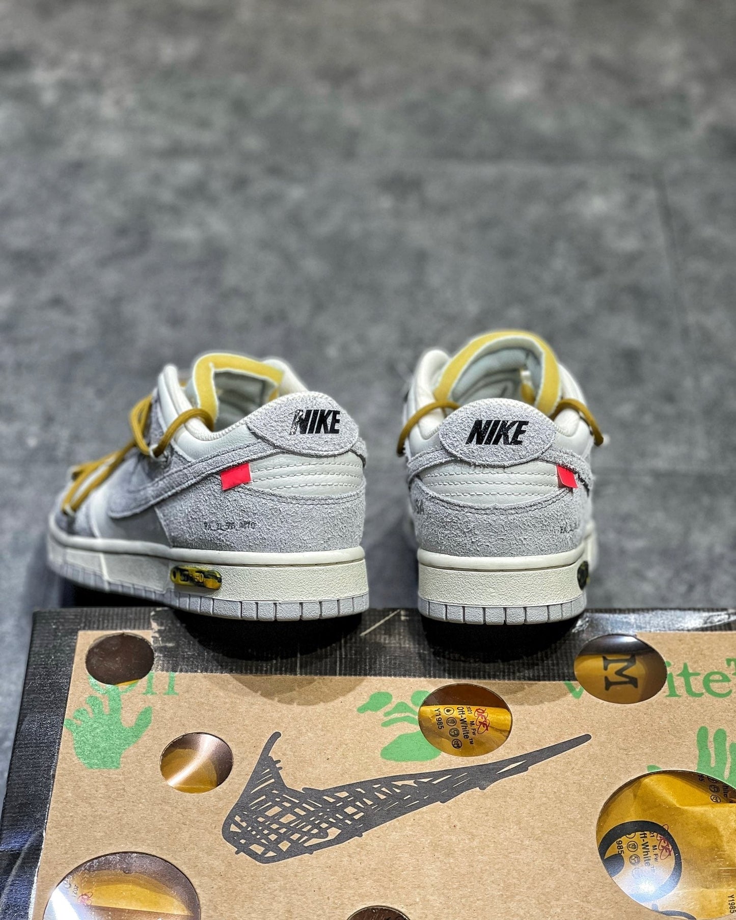 NKE Dunk x Off-White