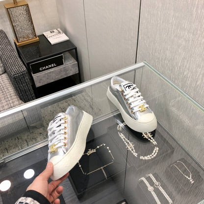 CASUAL SNEAKER IN SILVER METALLIC LAMBSKIN