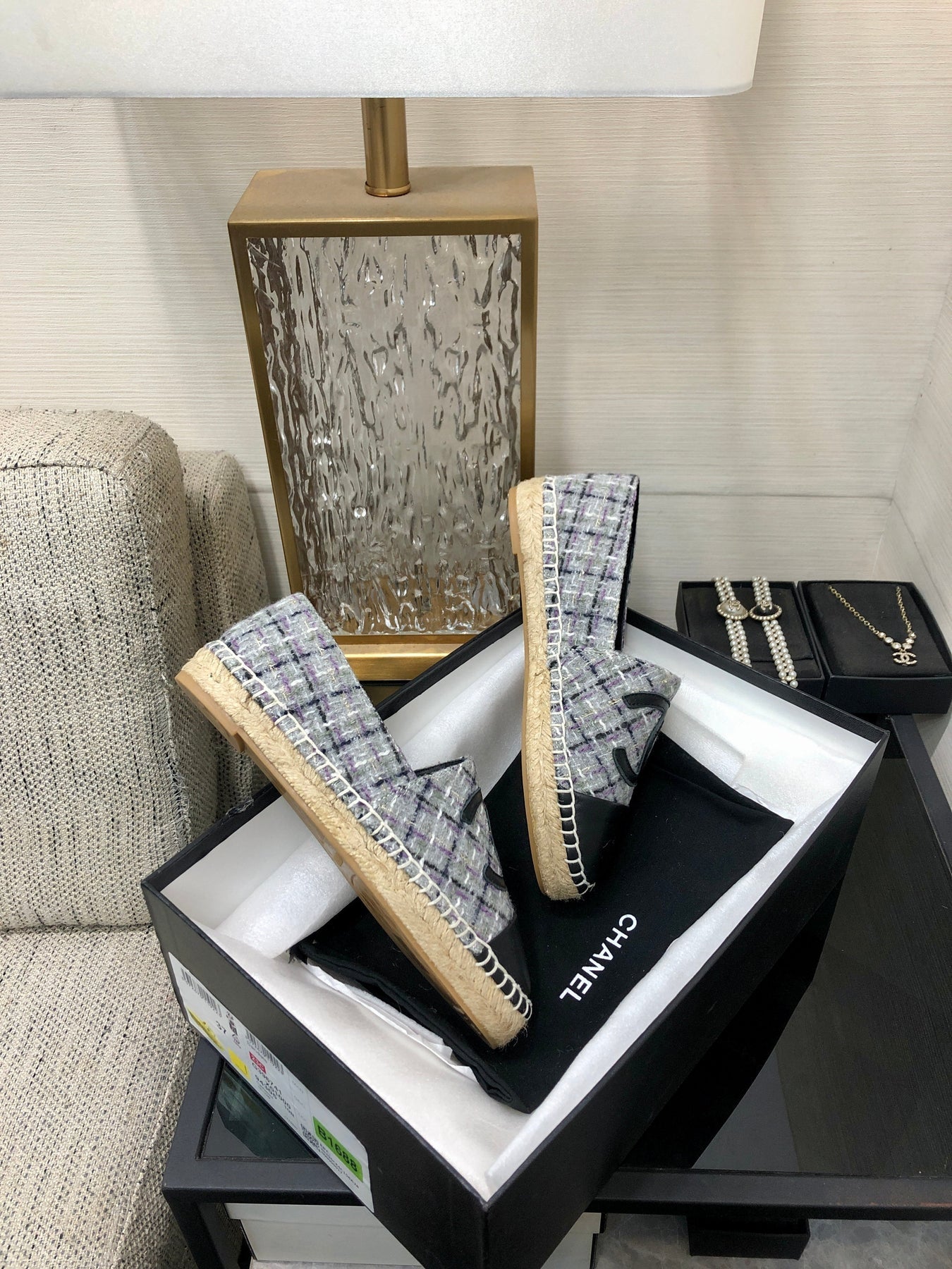 ESPADRILLE COLORFUL TWEED FABRIC AND BLACK CALFSKIN FLATS