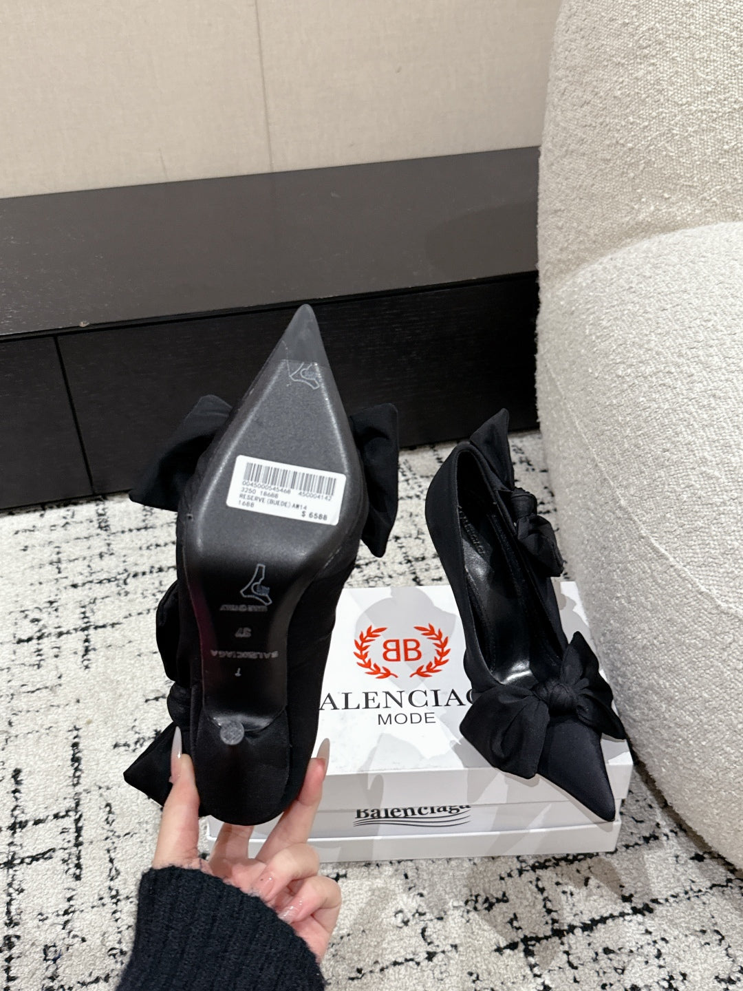 KNIFE KNOT 95MM PUMP IN BLACK STRETCH CUPRO AND NYLON JERSEY