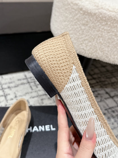 BALLET FLAT 25S IN OFF WHITE AND BEIGE RAFFIA