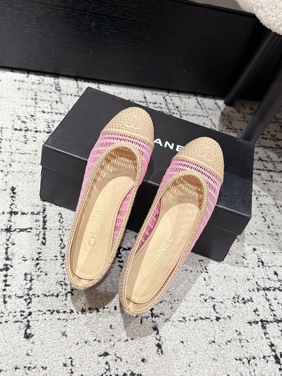 BALLET FLAT 25S IN PINK AND BEIGE RAFFIA