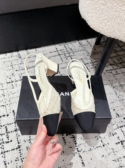 HIGH SLINGBACK 25S IN OFF WHITE FABRIC AND BLACK CALFSKIN CANVAS