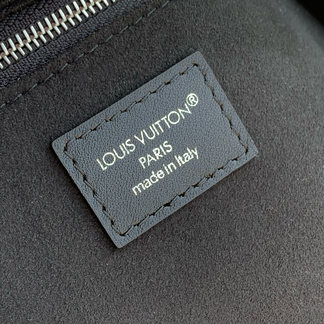 CARRYALL CARGO VIBE BB 26 IN BLACK LAMBSKIN BORWN MONOGRAM TAG