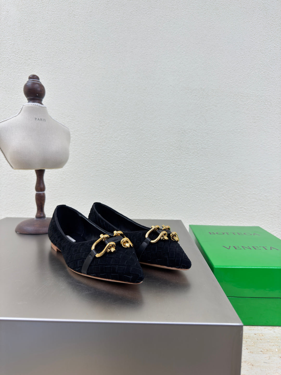 BALLET FLAT IN BLACK INTRECCIATO SUEDE
