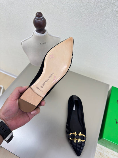 BALLET FLAT IN BLACK SUEDE