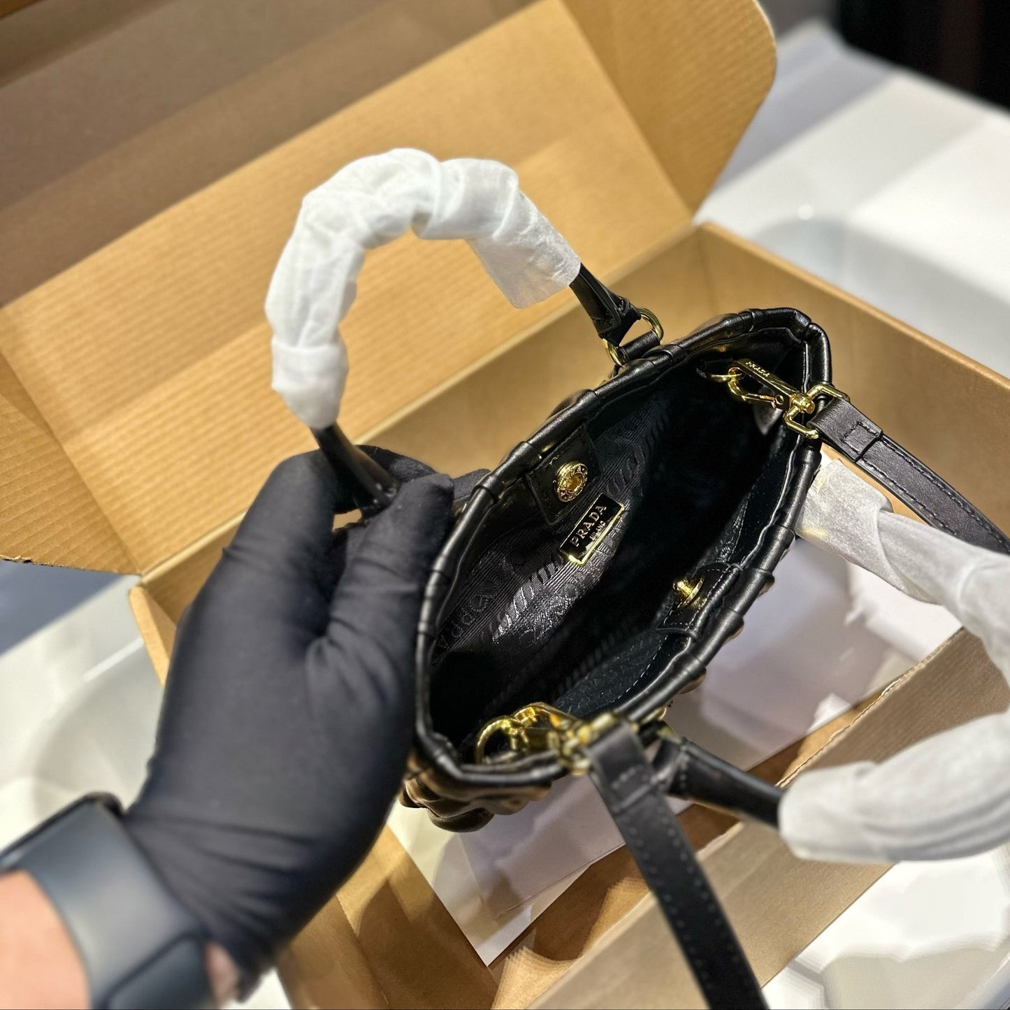 RUCHED TOP HANDLE BAG 19 IN BLACK SAFFIANO LEATHER