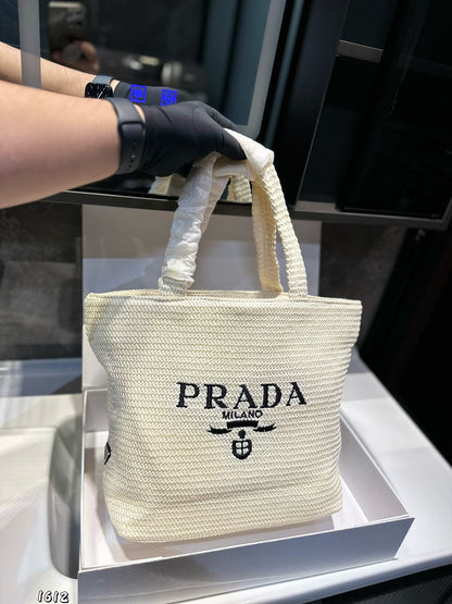 EMBROIDED LOGO TOTE BAG 30 IN WHITE WOVEN RAFFIA