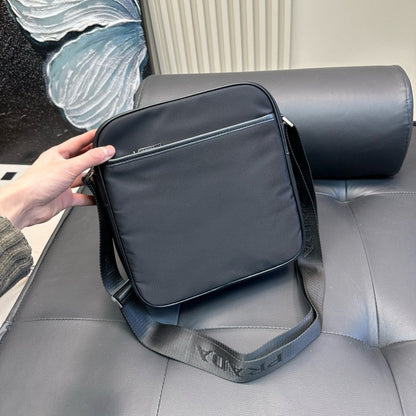 CINI CROSSBODY BAG 27 IN BLACK RE-NYLON WITH STRAP