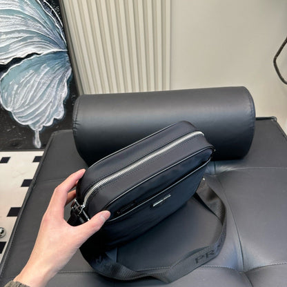 CINI CROSSBODY BAG 27 IN BLACK RE-NYLON WITH STRAP