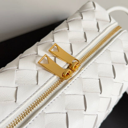 MINI LOOP CAMERA BAG 22 IN WHITE CALFSKIN