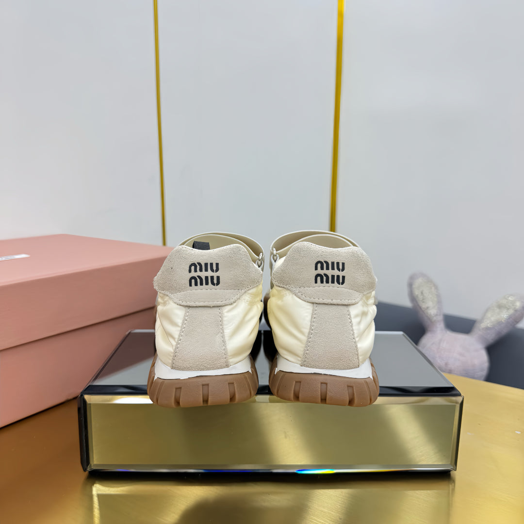 BALLERINAS SHOES IN WHITE TYRE TECHNICAL FABRIC GREY SUEDE