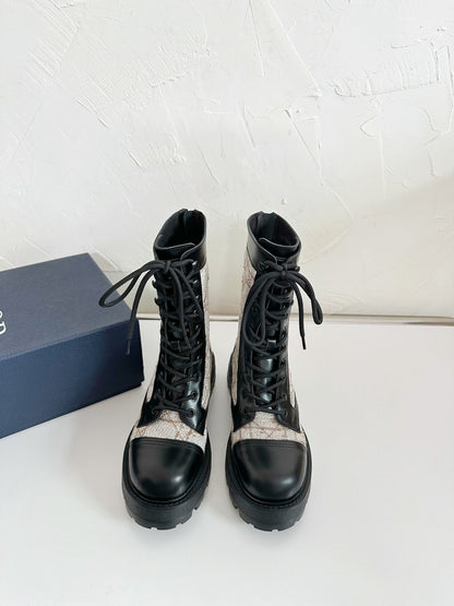 D-UNIT ANKLE BOOT BLACK CALFSKIN WITH BEIGE AND BLACK CANNAGE TWEED