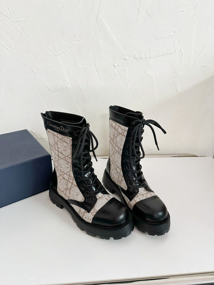 D-UNIT ANKLE BOOT BLACK CALFSKIN WITH BEIGE AND BLACK CANNAGE TWEED