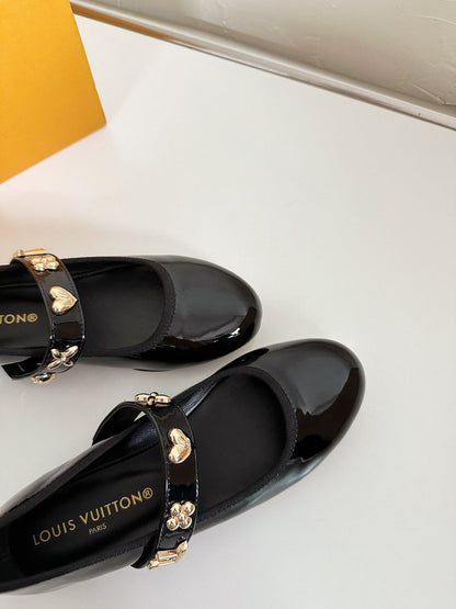 ROMY FLAT BALLERINA IN BLACK PATENT CALFSKIN