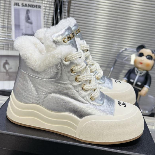 MARTIN BOOTS IN SILVER CALFSKIN AND LAMB FUR LINING