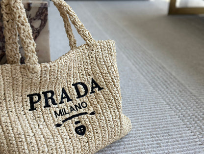 BLACK EMBROIDED LOGO TOTE BAG 30 IN BEIGE WOVEN RAFFIA