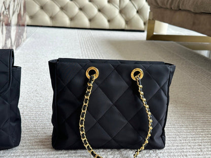 QUILTED HOBO SHOULDER BAG 28 IN BLACK RE-NYLON FABRIC GOLD CHAIN