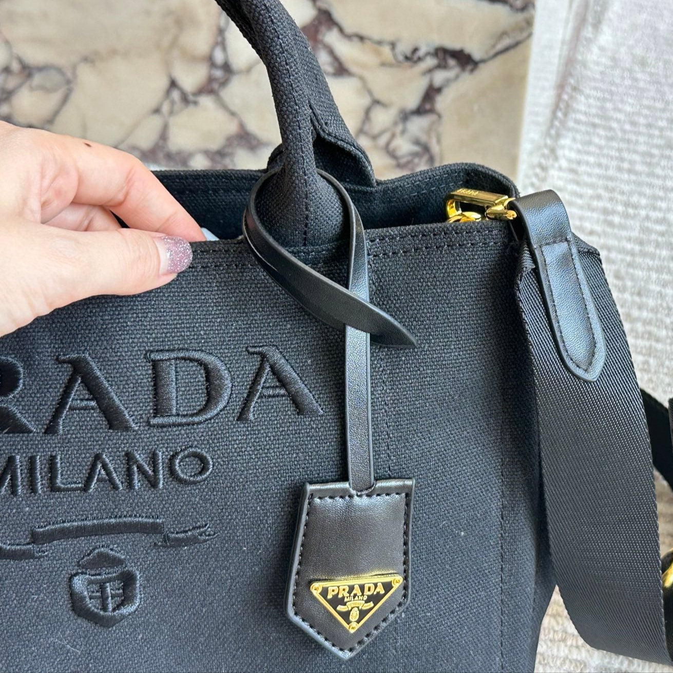 EMBROIDED LOGO SMALL HANDBAG 22 IN BLACK LINEN BLEND