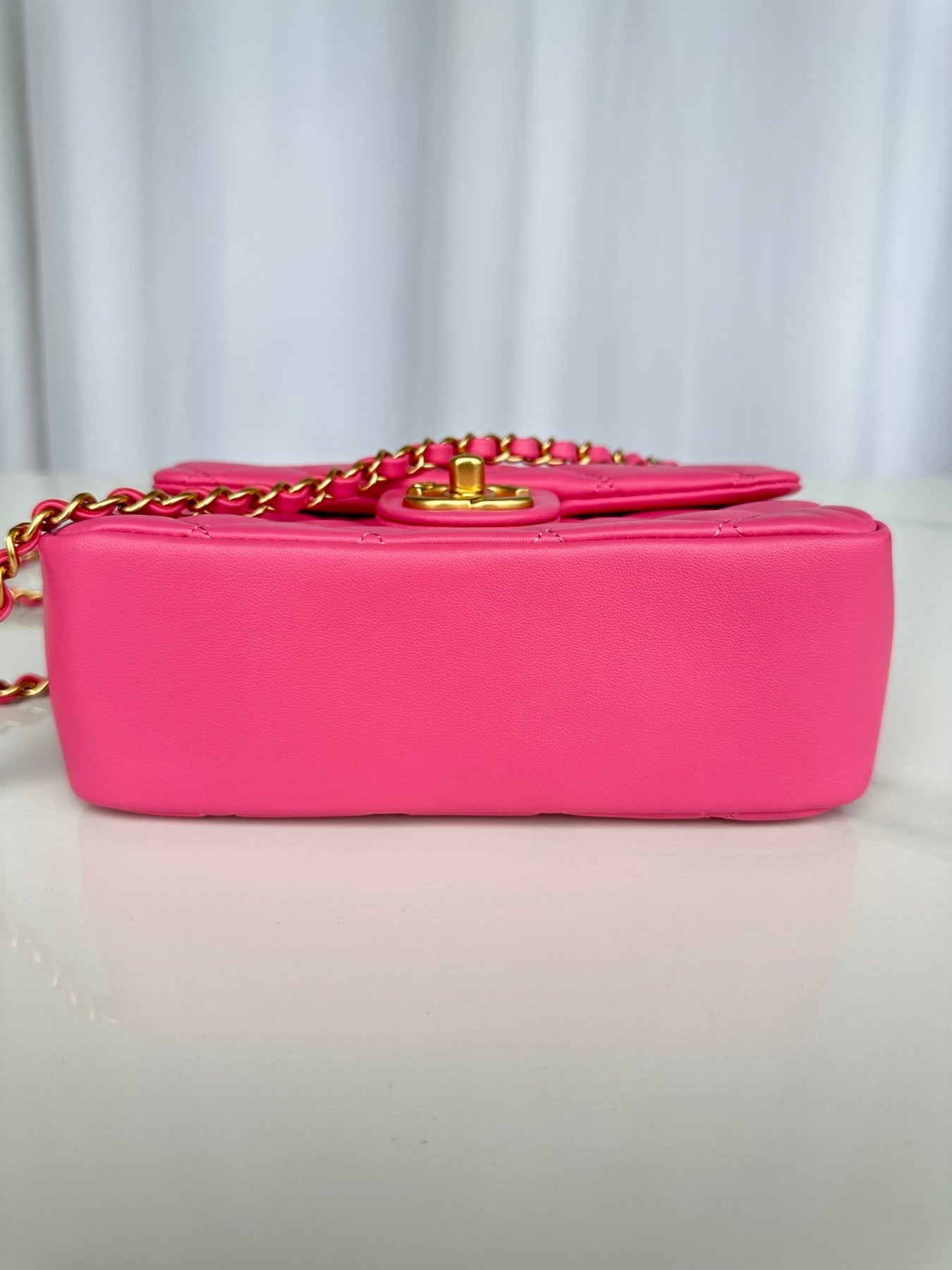 CC SMALL 20 FLAP BAG IN DEEP PINK CALFSKIN