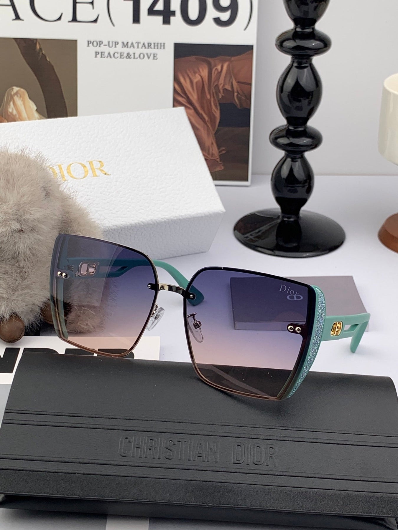 MONTAIGNE SUNGLASS D7230 IN ACETATE