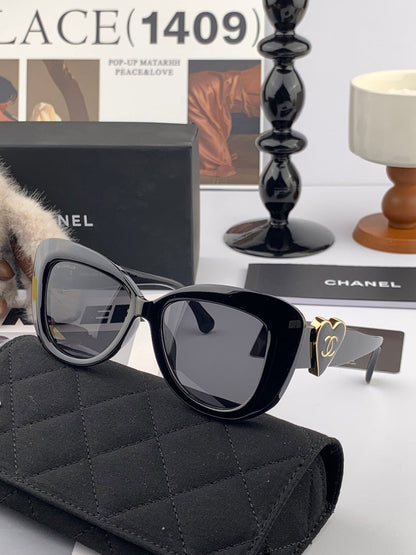 BUTTERFLY SUNGLASSES CH8551 IN ACETATE